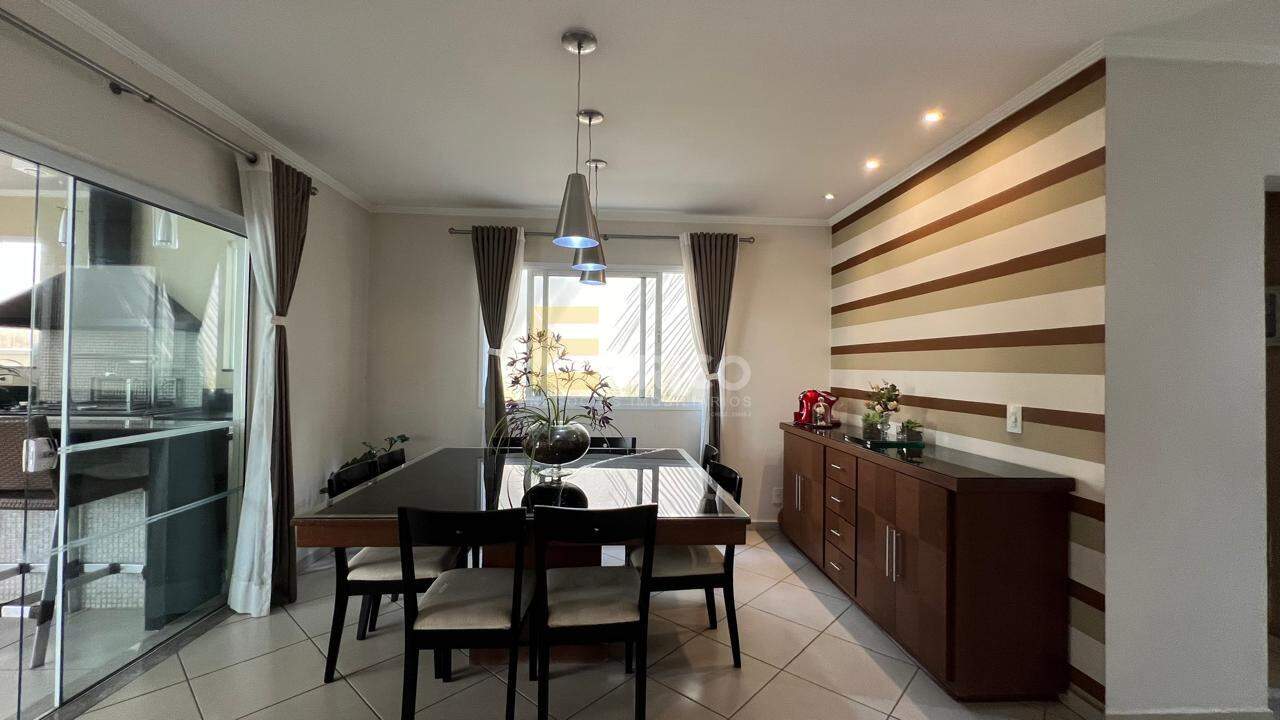 Casa em condomínio à venda no Condomínio Reserva Colonial em Valinhos/SP: 