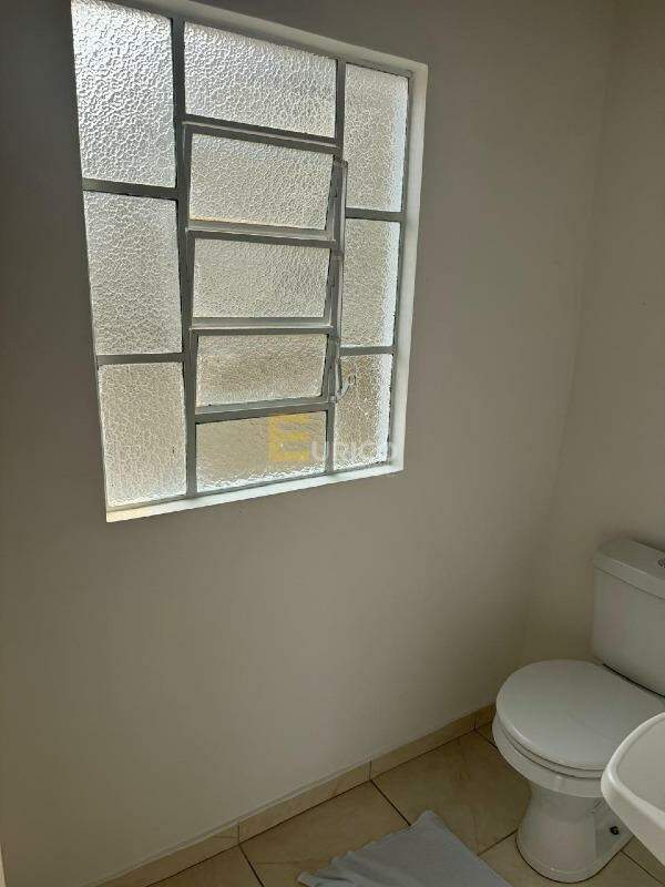 Casa à venda no Centro em Vinhedo/SP: 