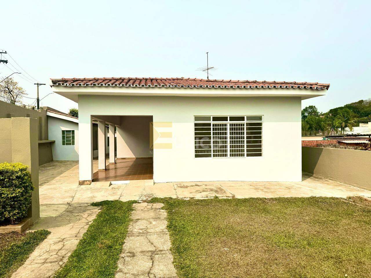 Casa à venda no Centro em Vinhedo/SP: 