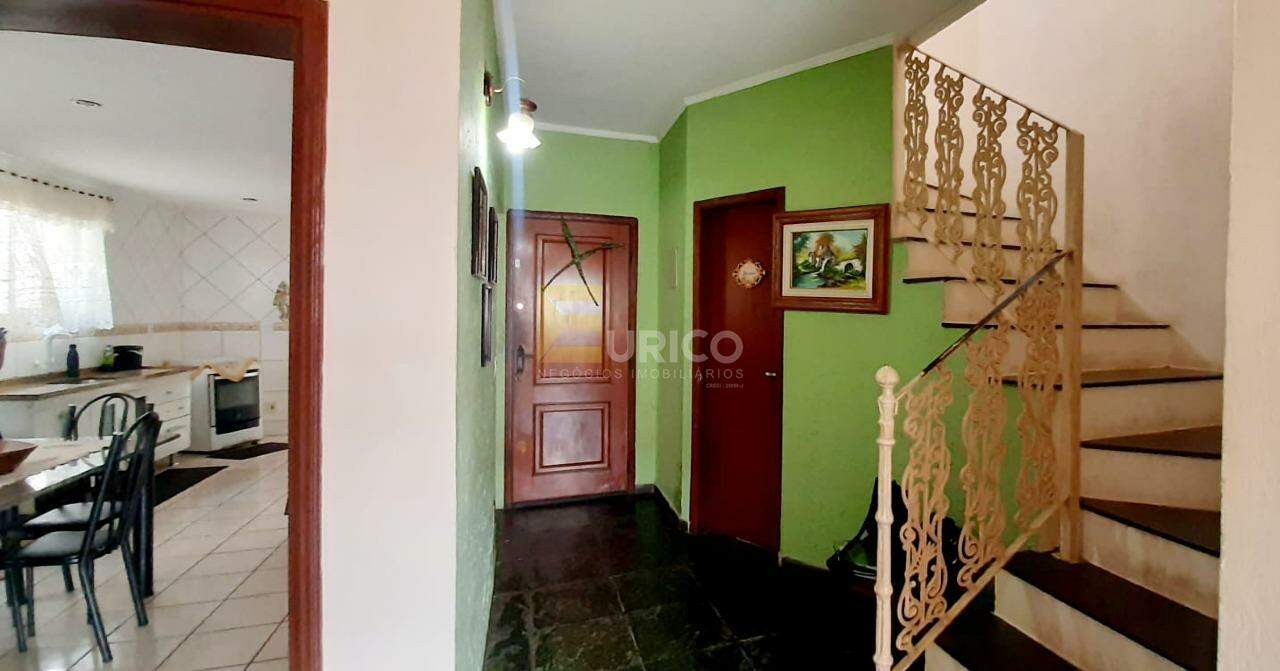 Casa à venda no Loteamento Ana Carolina II em Valinhos/SP: 