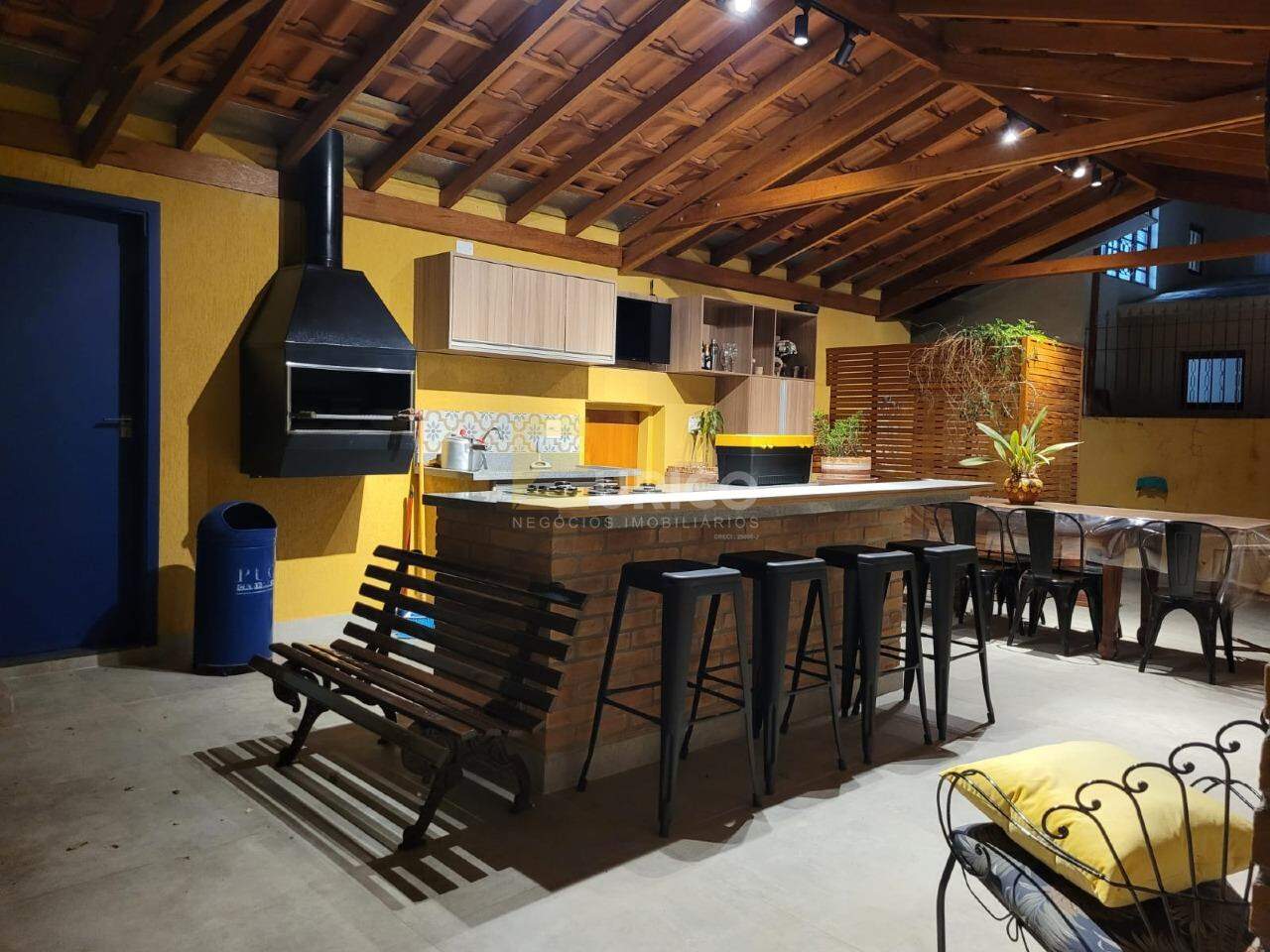 Casa à venda no RESIDENCIAL SÃO LUIZ em Valinhos/SP: 