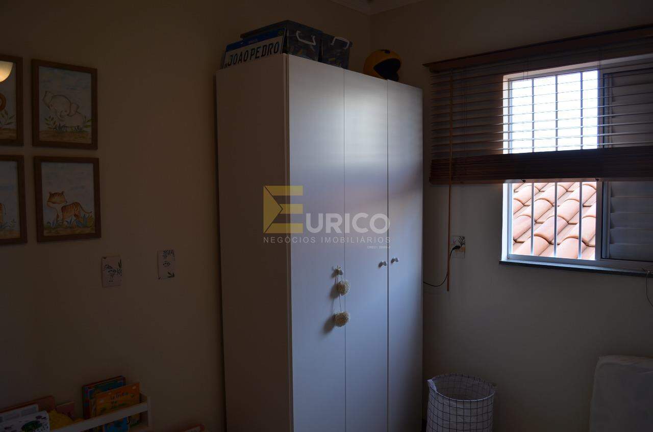 Casa à venda no RESIDENCIAL SÃO LUIZ em Valinhos/SP: 
