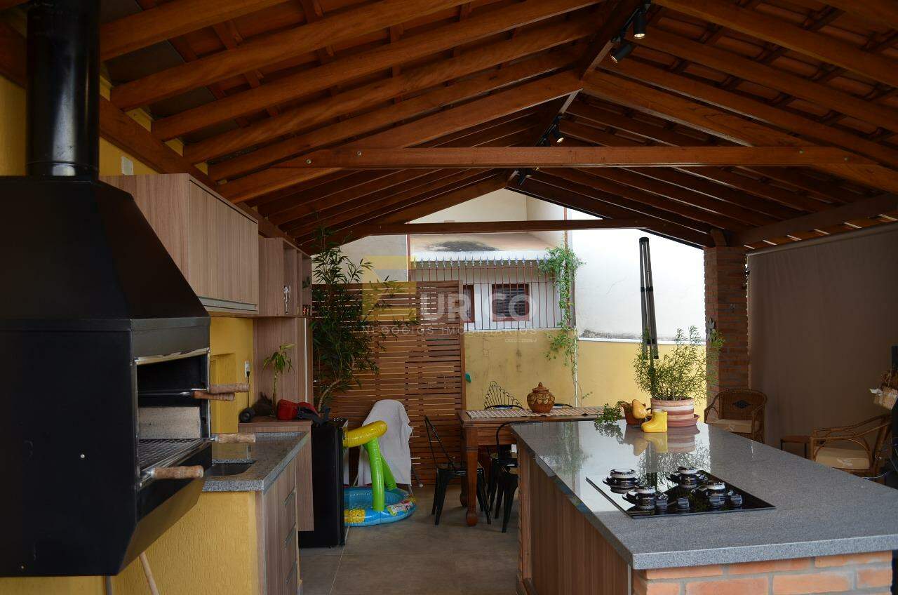 Casa à venda no RESIDENCIAL SÃO LUIZ em Valinhos/SP: 