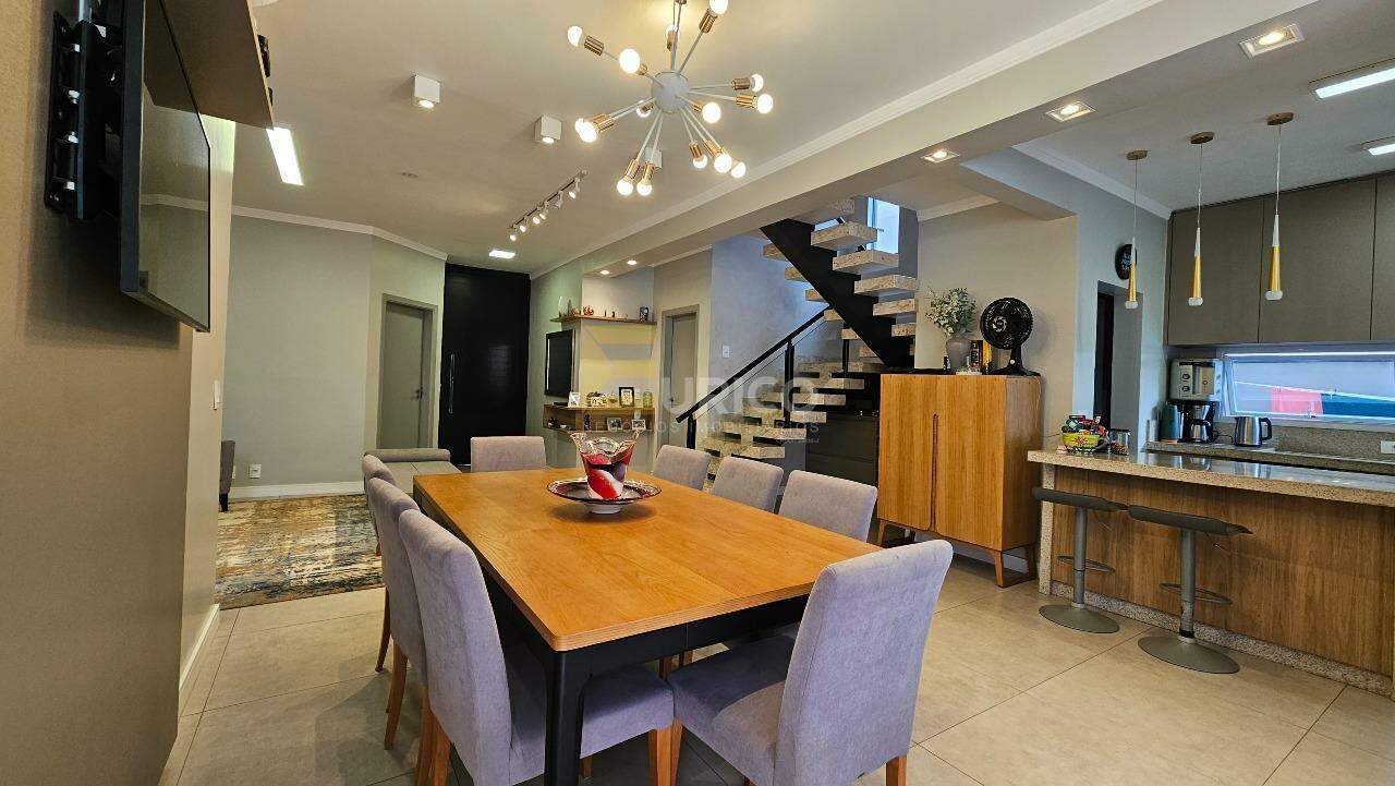 Casa em condomínio à venda no Condomínio Reserva da Mata em Vinhedo/SP: 