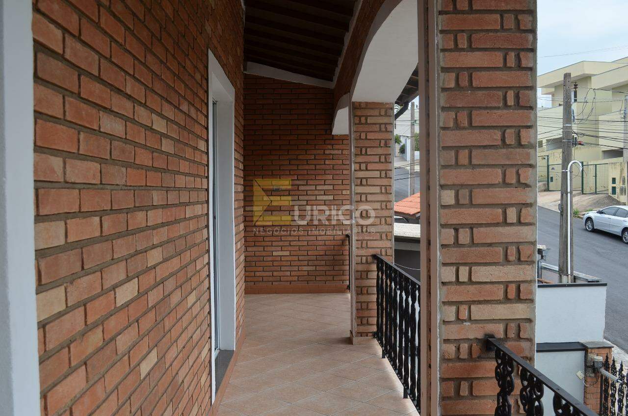 Casa à venda no JARDIM DAS PALMEIRAS em Valinhos/SP: 