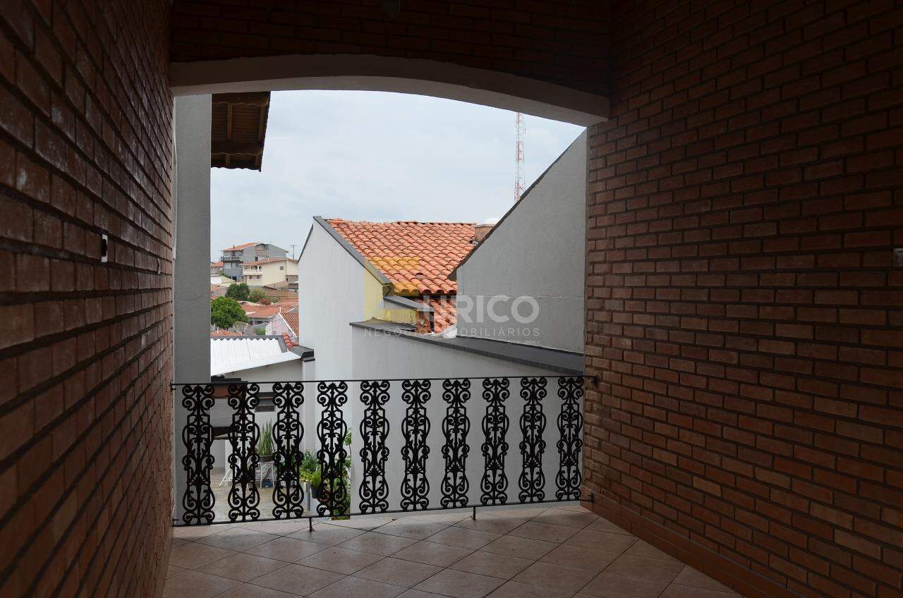 Casa à venda no JARDIM DAS PALMEIRAS em Valinhos/SP: 
