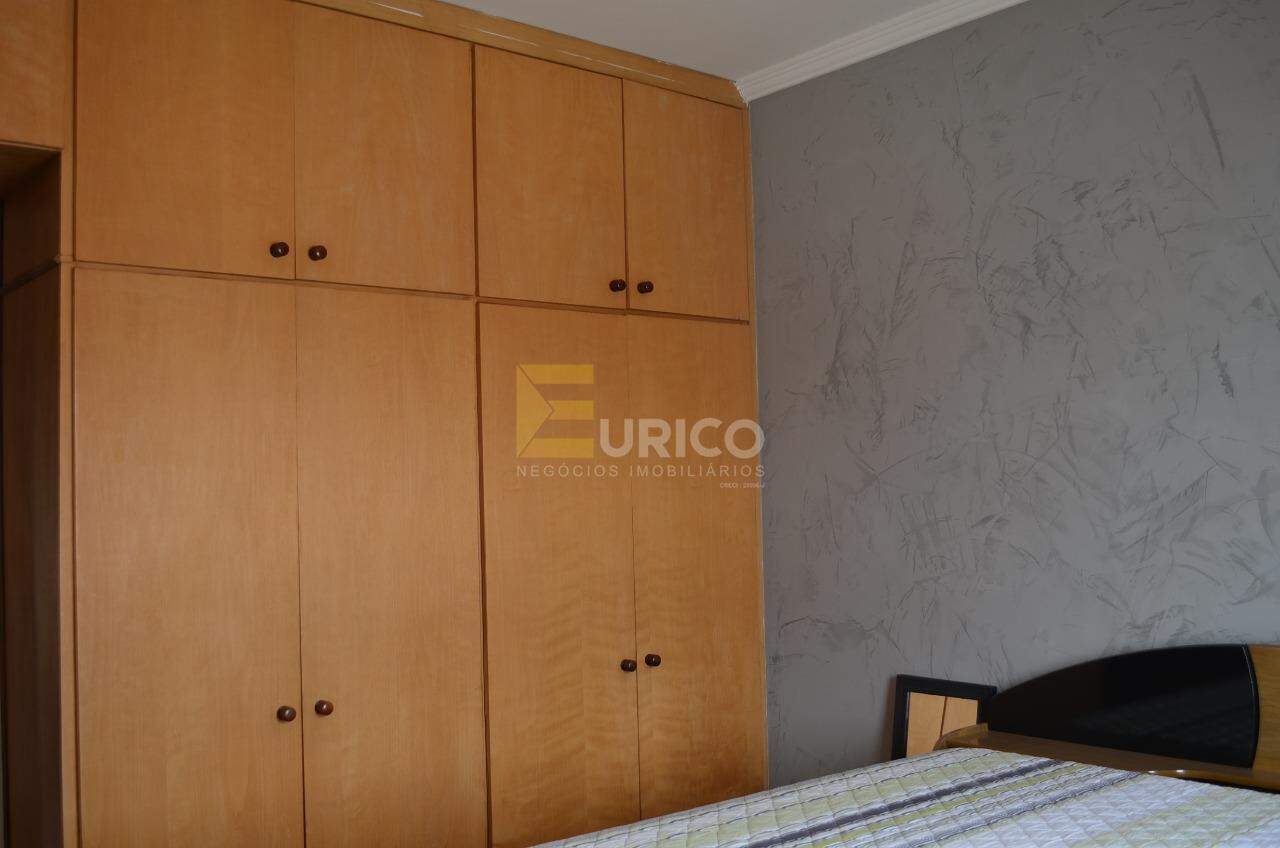 Casa à venda no JARDIM DAS PALMEIRAS em Valinhos/SP: 