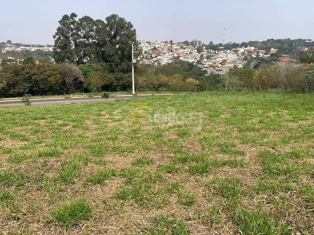Terreno à venda no Bosque em Vinhedo/SP: 