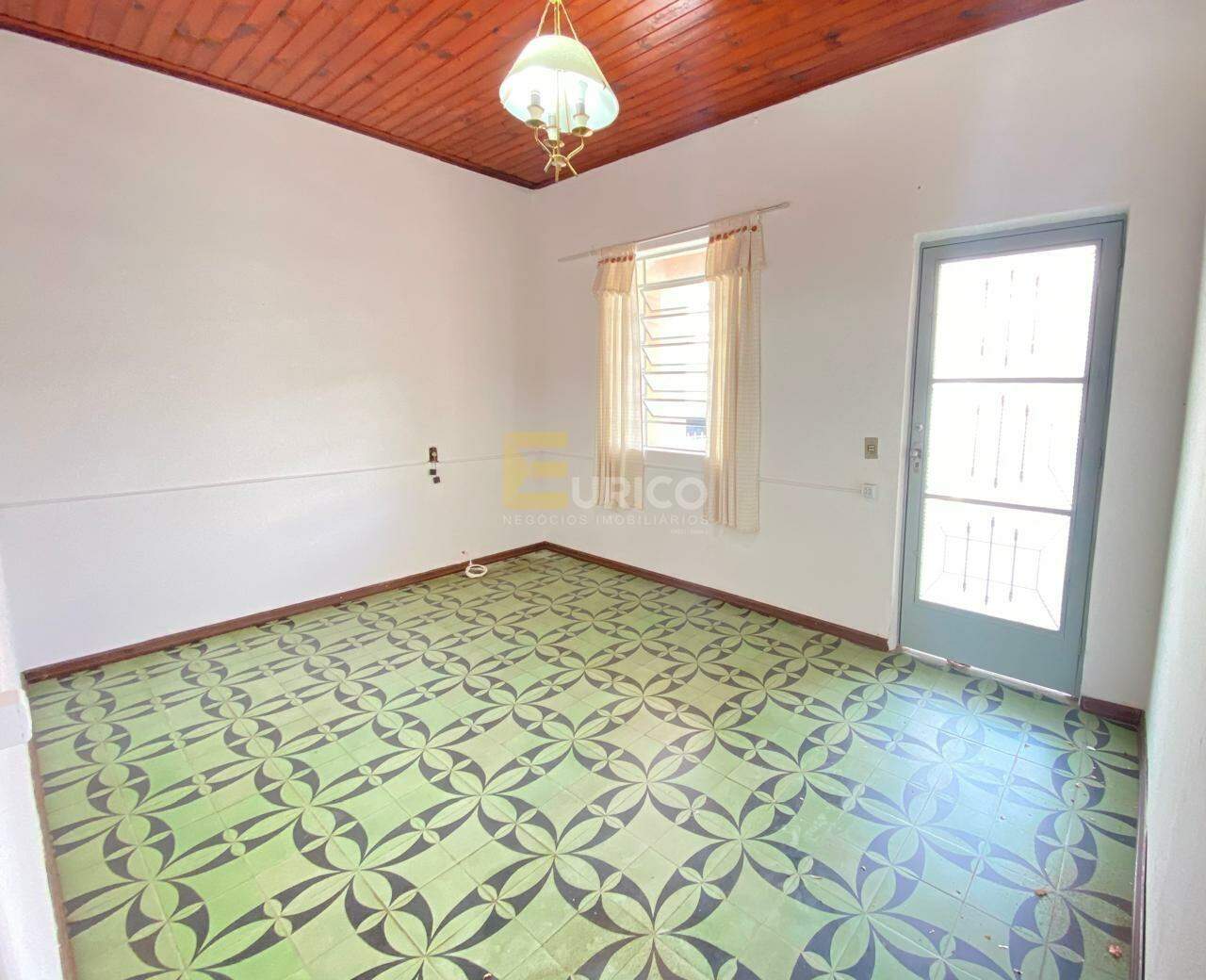 Casa para aluguel no Centro em Vinhedo/SP: Sala