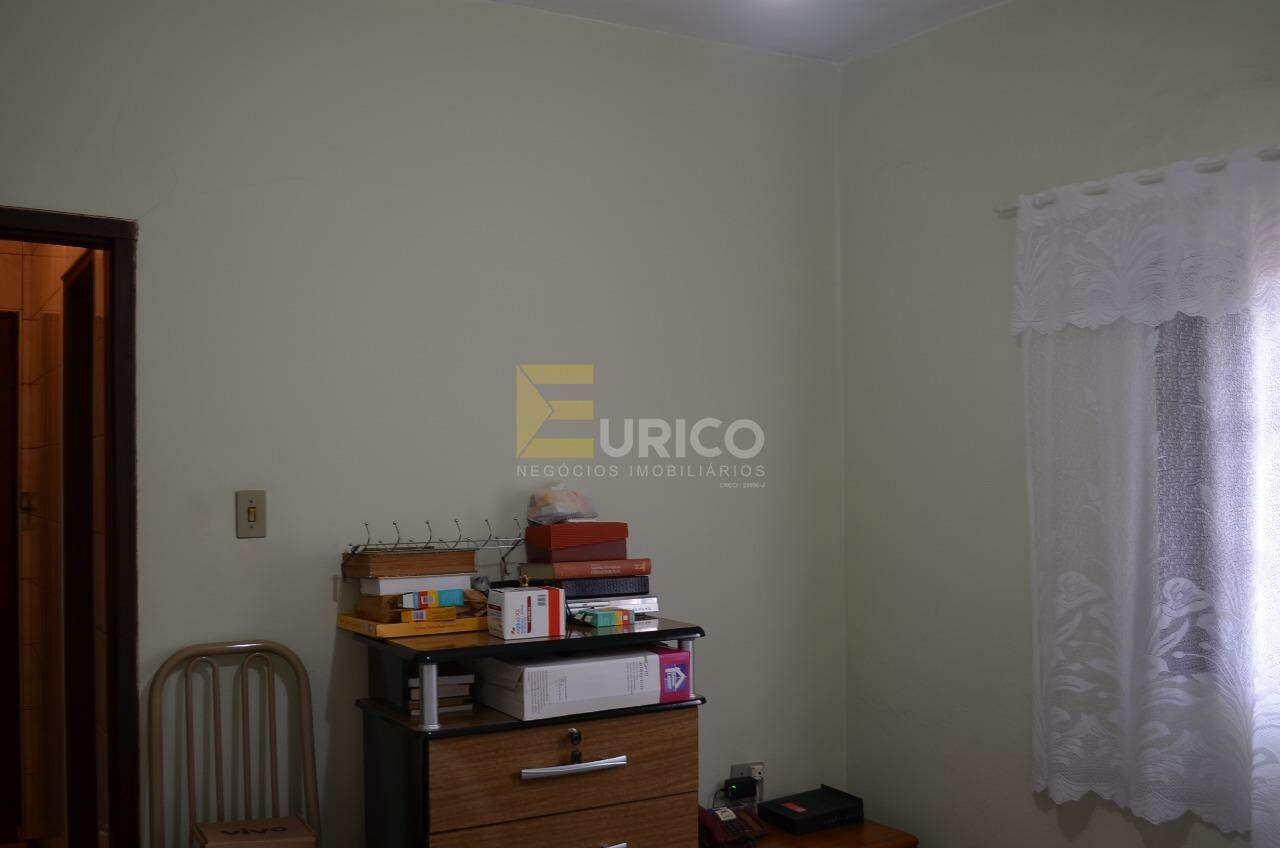 Casa à venda no VILA SANTO ANTÔNIO em Valinhos/SP: 