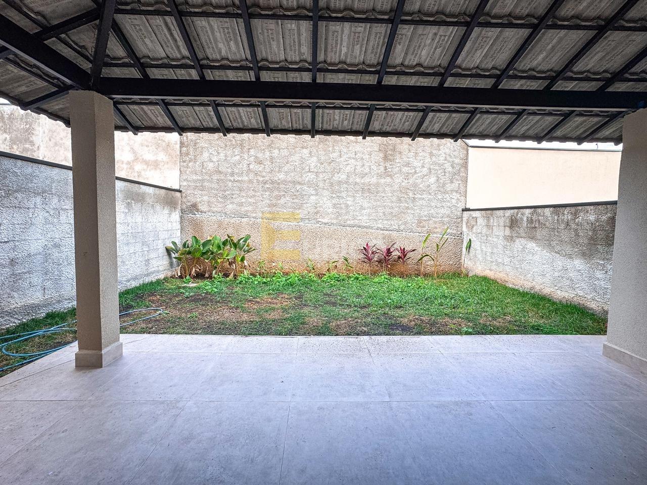 Casa em condomínio à venda no Condomínio Village Luciana em Valinhos/SP: 
