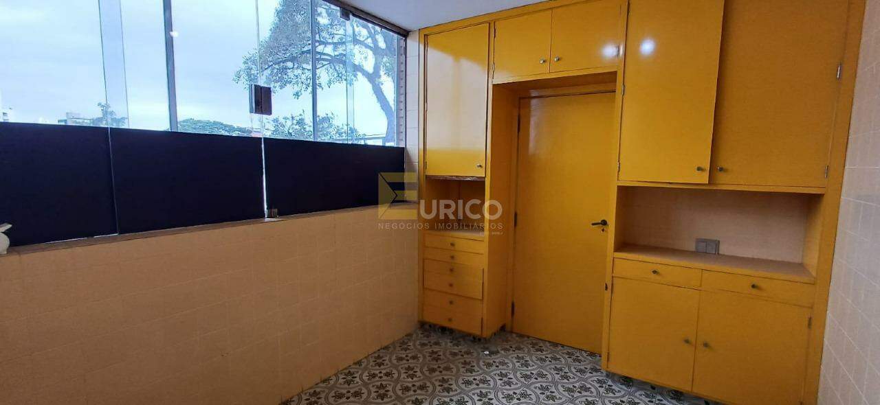 Casa à venda no VILA EMBARÉ em Valinhos/SP: 