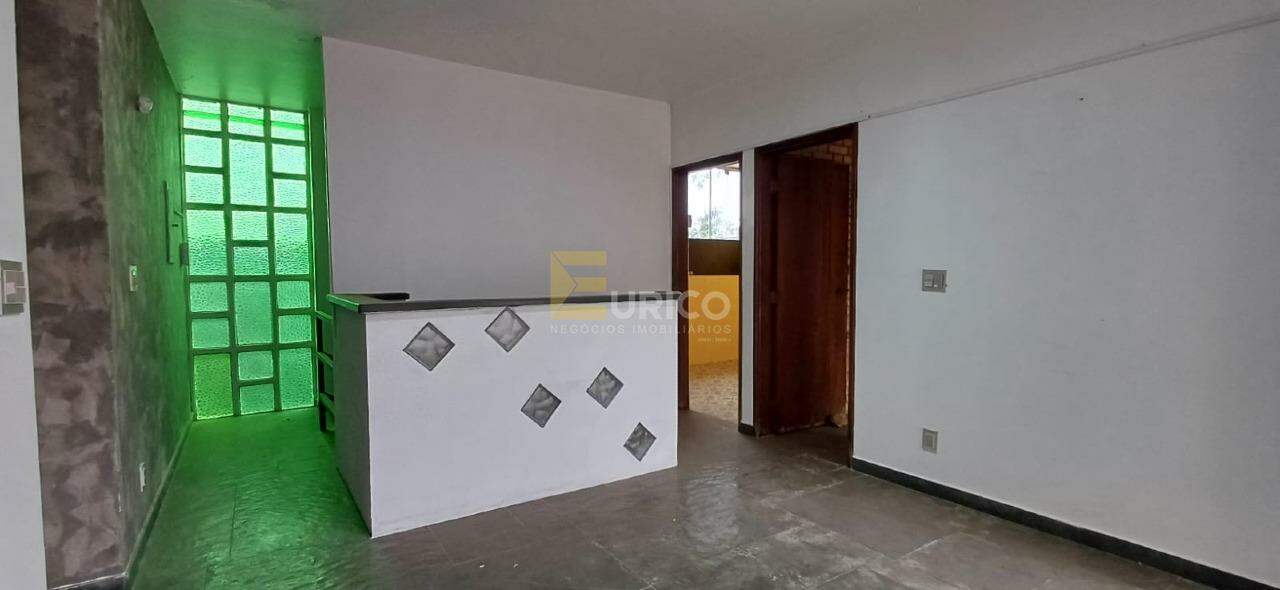 Casa à venda no VILA EMBARÉ em Valinhos/SP: 