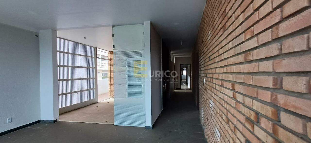 Casa à venda no VILA EMBARÉ em Valinhos/SP: 