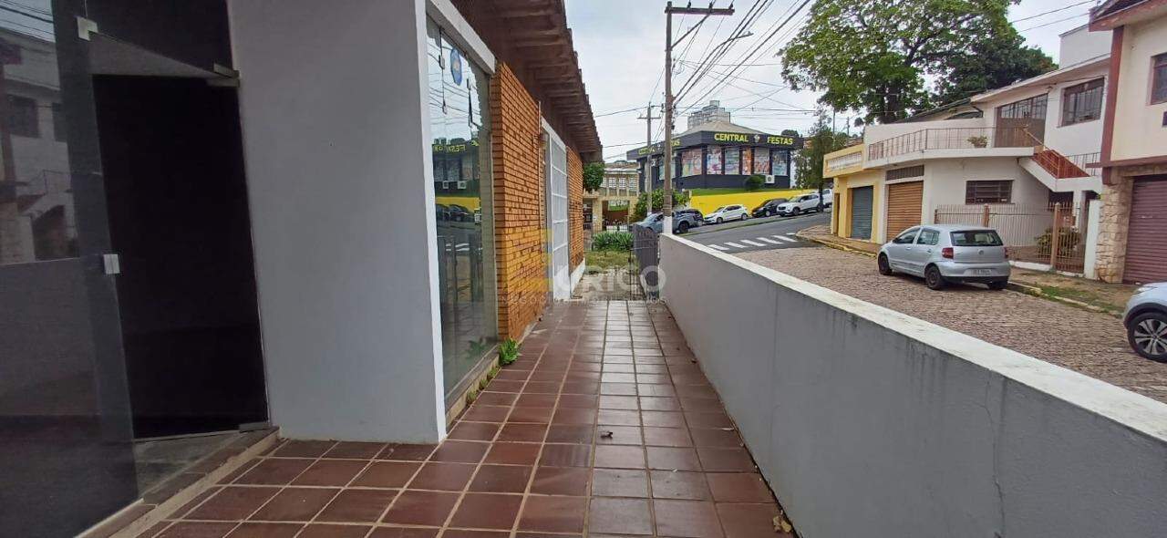 Casa à venda no VILA EMBARÉ em Valinhos/SP: 