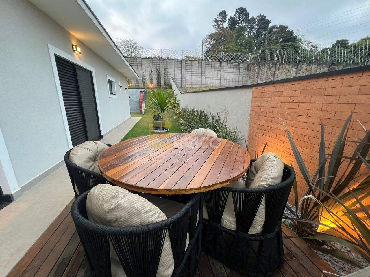 Casa em condomínio à venda no Condomínio Porto do Sol em Valinhos/SP: 