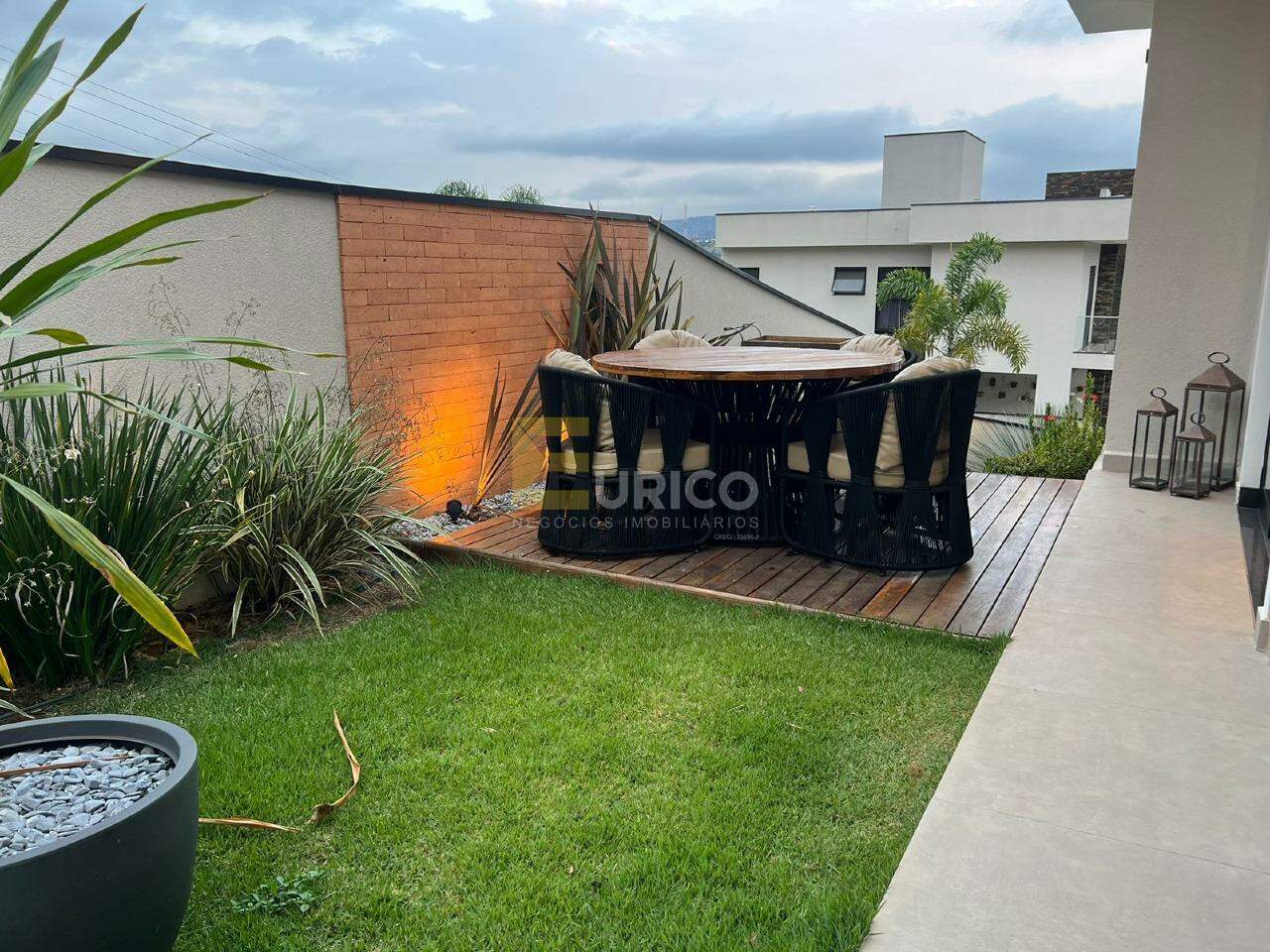 Casa em condomínio à venda no Condomínio Porto do Sol em Valinhos/SP: 