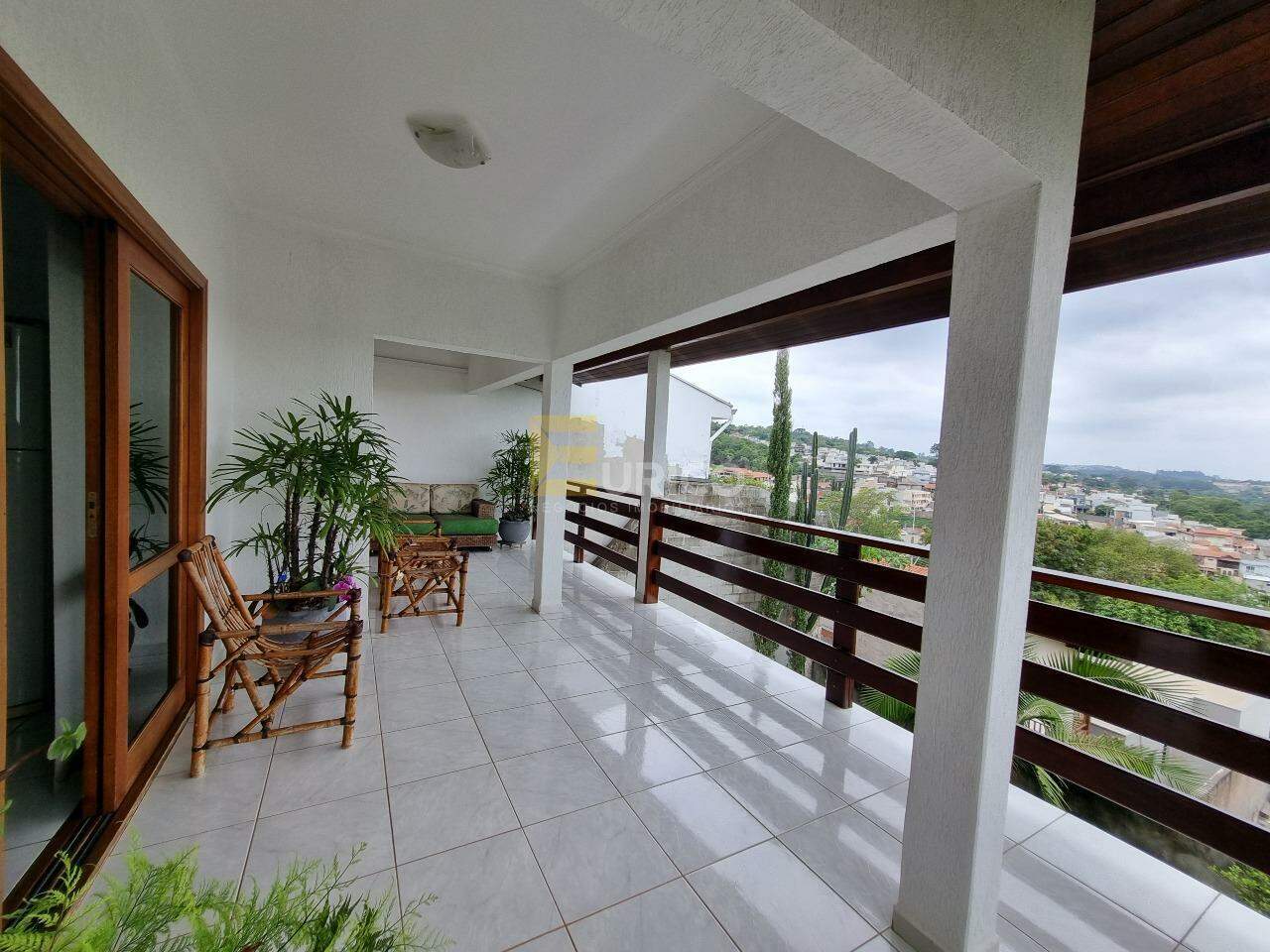 Casa à venda no Jardim Melle em Vinhedo/SP: 