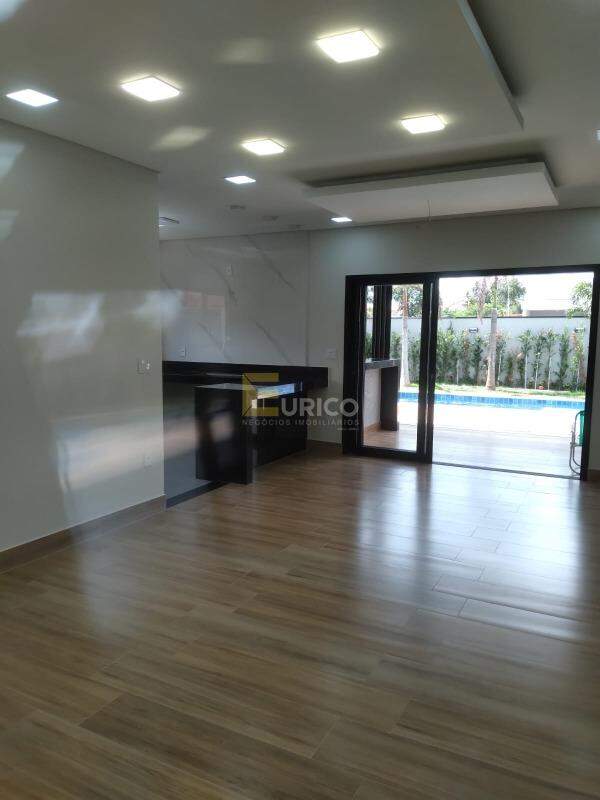 Casa em condomínio à venda no Condomínio Residencial Royal Garden em Paulínia/SP: 