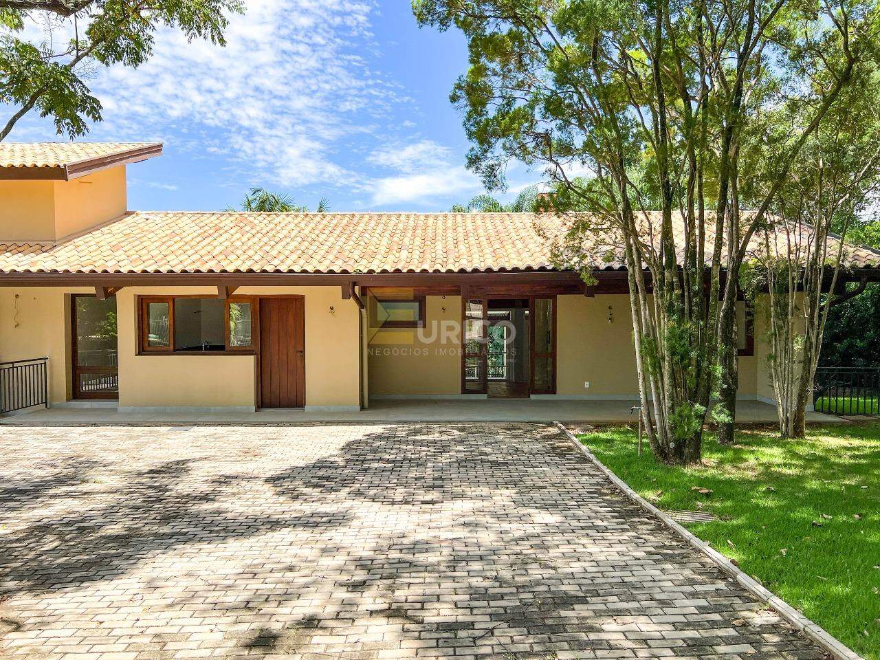 Casa em condomínio à venda no Condomínio Estância Marambaia em Vinhedo/SP: 