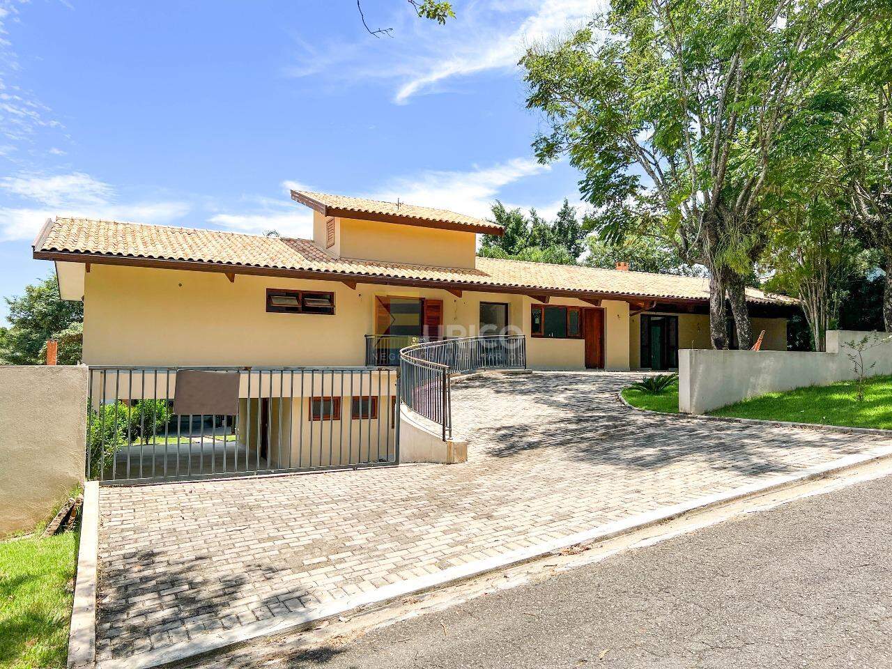 Casa em condomínio à venda no Condomínio Estância Marambaia em Vinhedo/SP: 