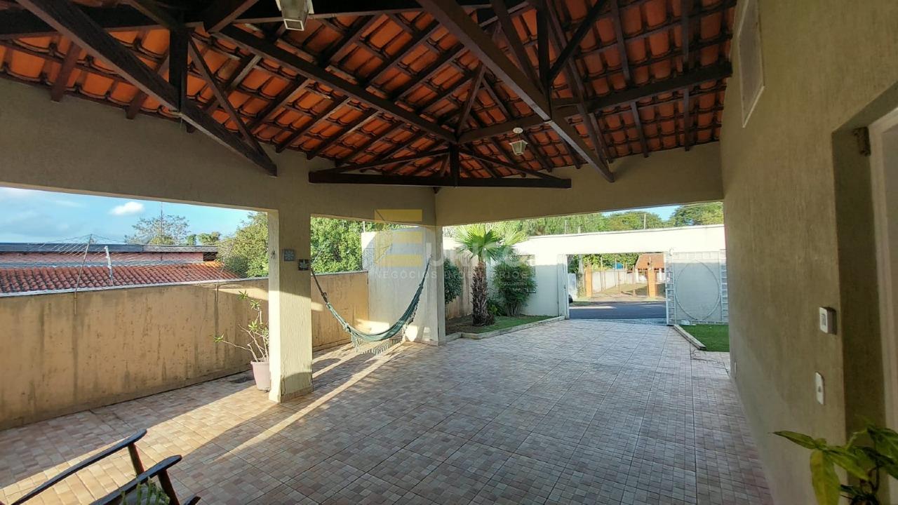 Casa à venda no Recanto dos Canjaranas em Vinhedo/SP: 