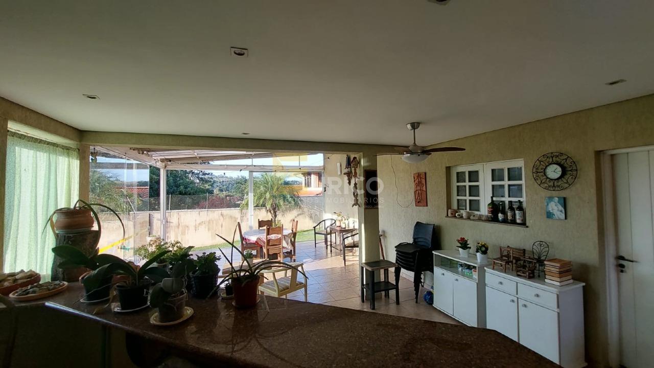 Casa à venda no Recanto dos Canjaranas em Vinhedo/SP: 