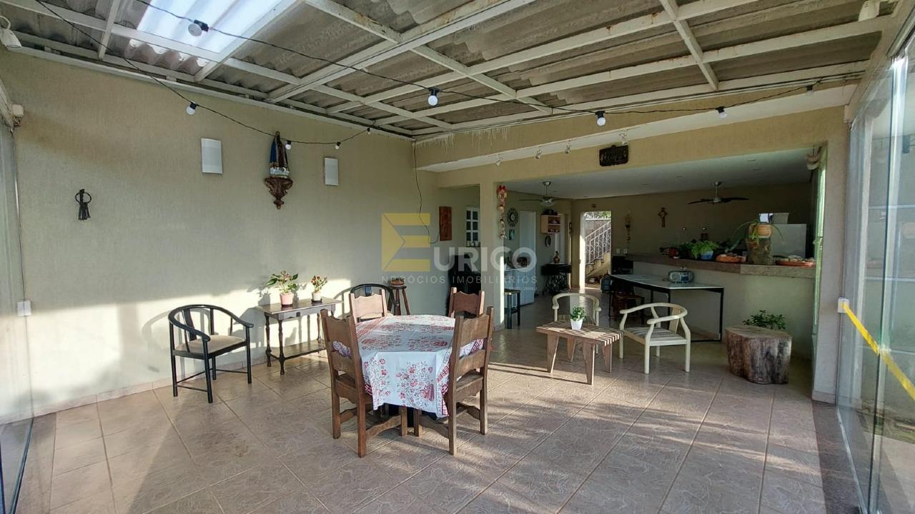 Casa à venda no Recanto dos Canjaranas em Vinhedo/SP: 