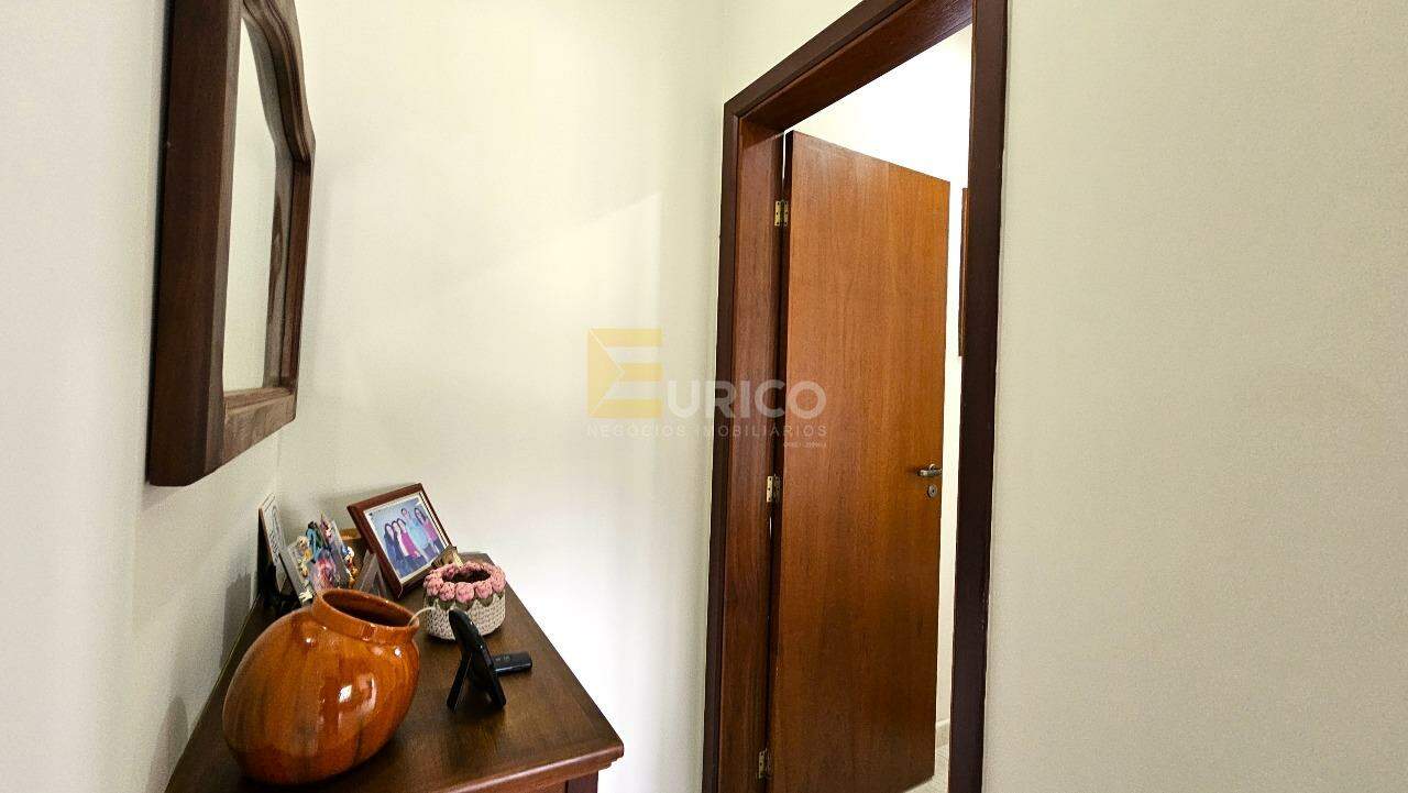 Casa em condomínio à venda no Condomínio Recanto dos Paturis em Vinhedo/SP: 