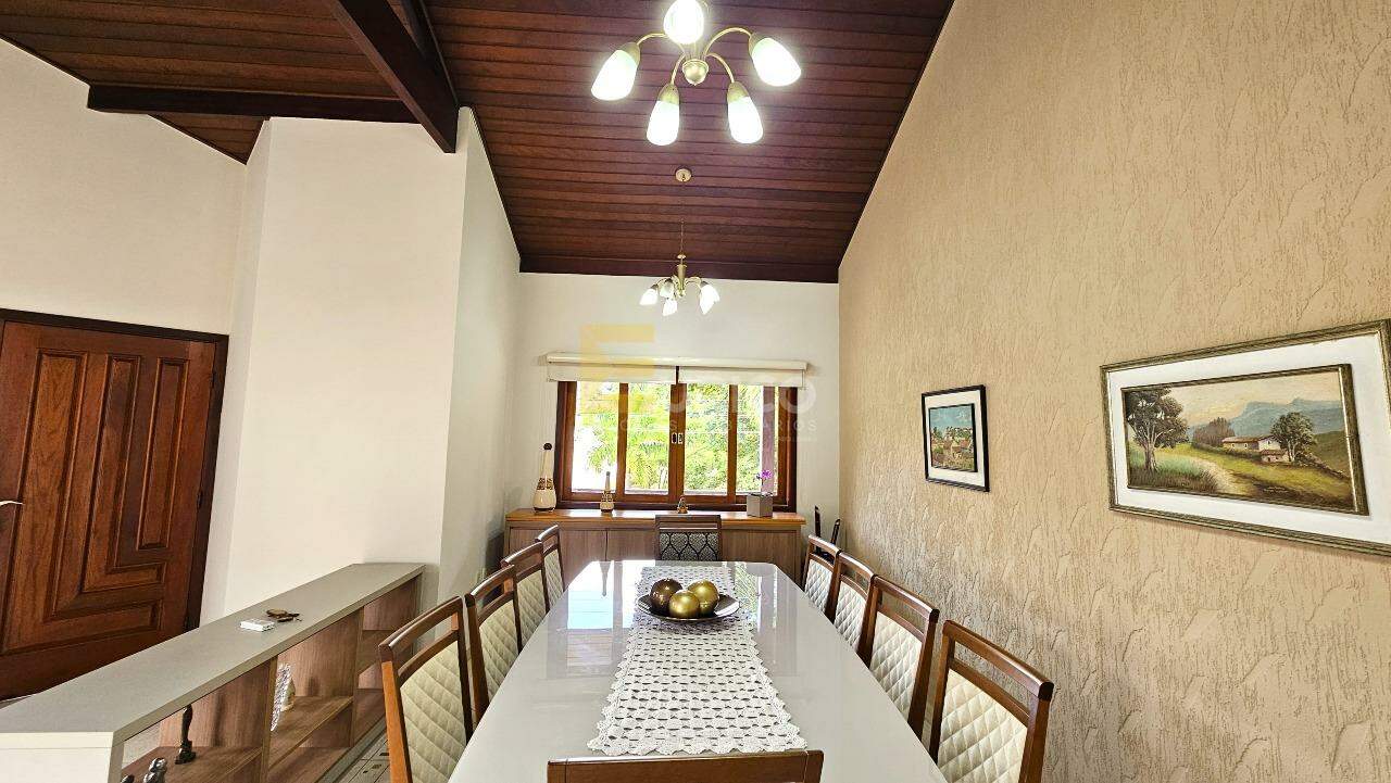 Casa em condomínio à venda no Condomínio Recanto dos Paturis em Vinhedo/SP: 