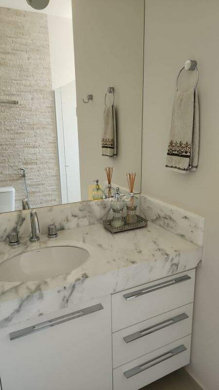 Casa em condomínio para aluguel no Condomínio Residencial Quinta do Porto em Valinhos/SP: 