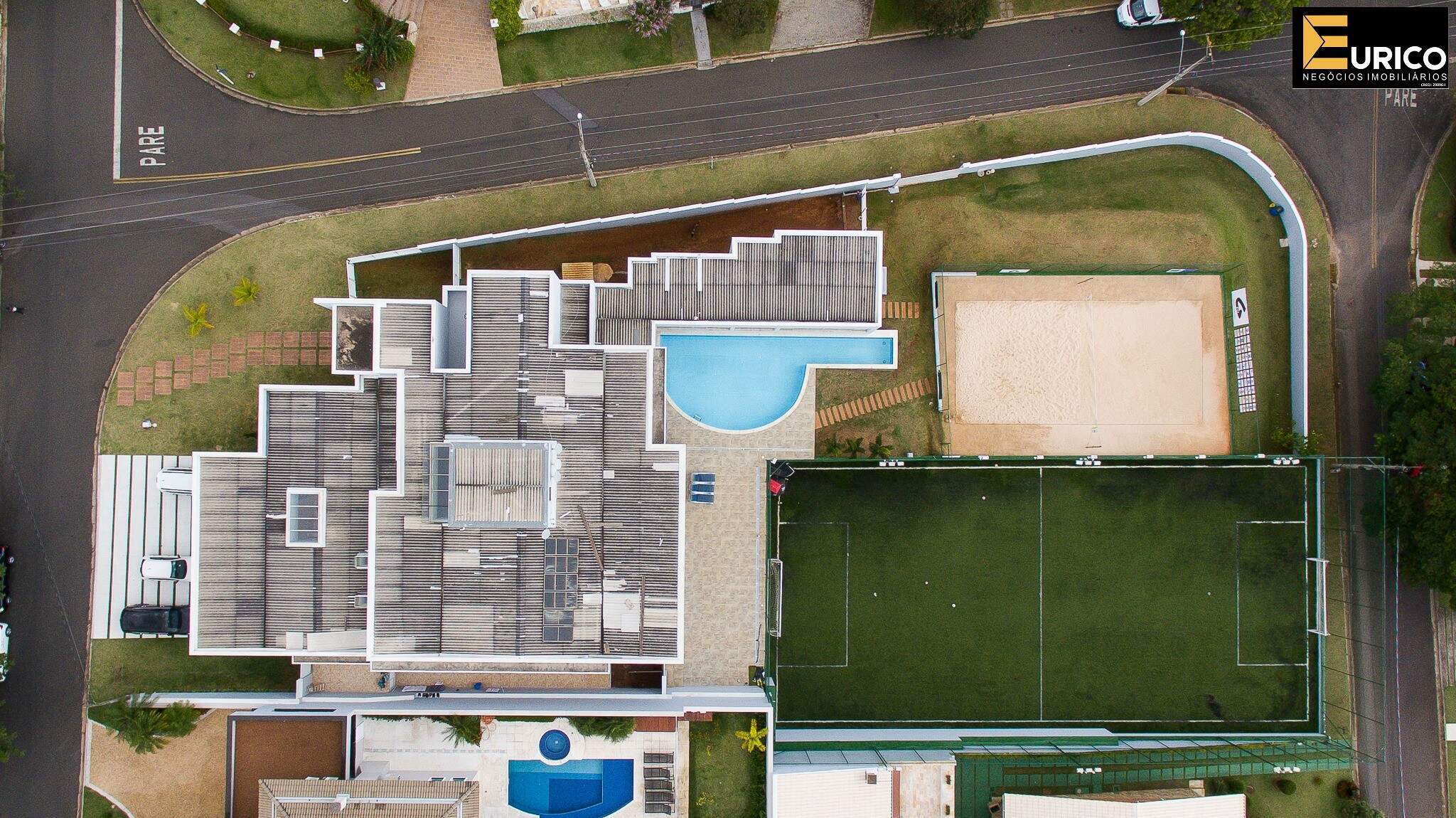 Casa em condomínio à venda no Condomínio Estância Marambaia em Vinhedo/SP: Foto 01