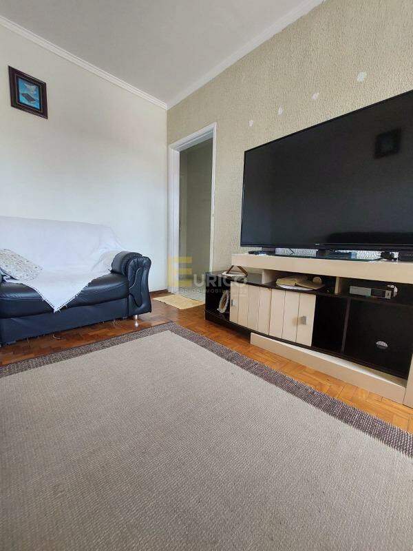 Casa à venda no JARDIM SANTO ANTÔNIO em Valinhos/SP: 