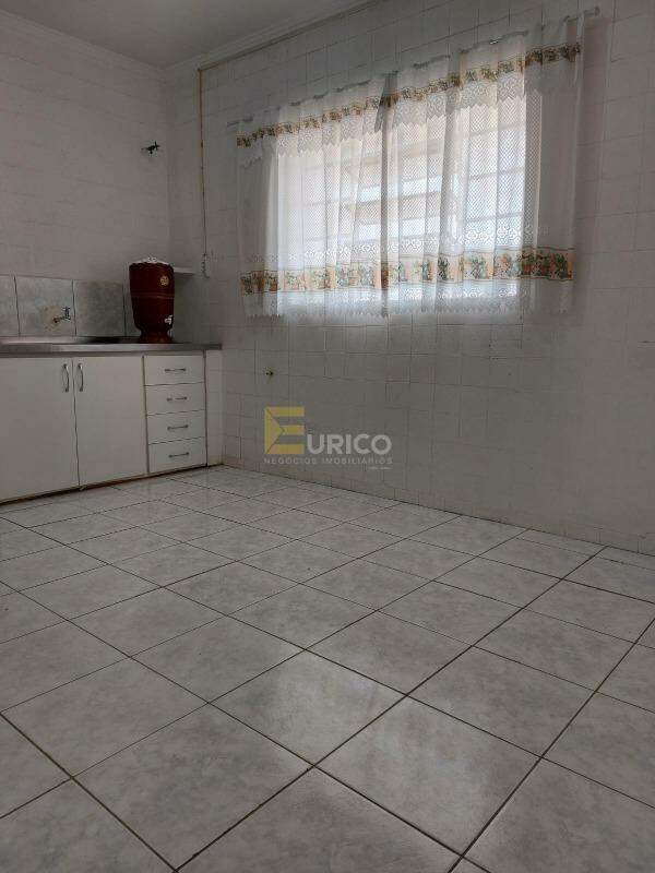 Casa à venda no JARDIM SANTO ANTÔNIO em Valinhos/SP: 