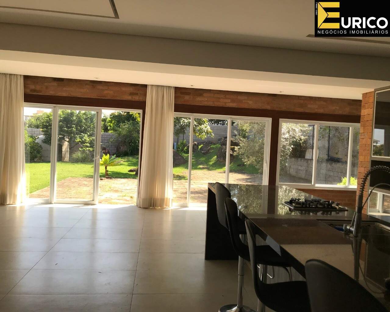 Casa à venda no Condomínio Moinho de Vento em Valinhos/SP: Foto 03