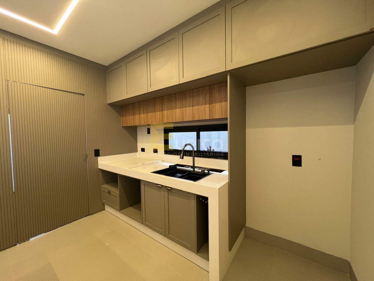 Casa em condomínio à venda no Condomínio Reserva do Itamaracá em Valinhos/SP: 