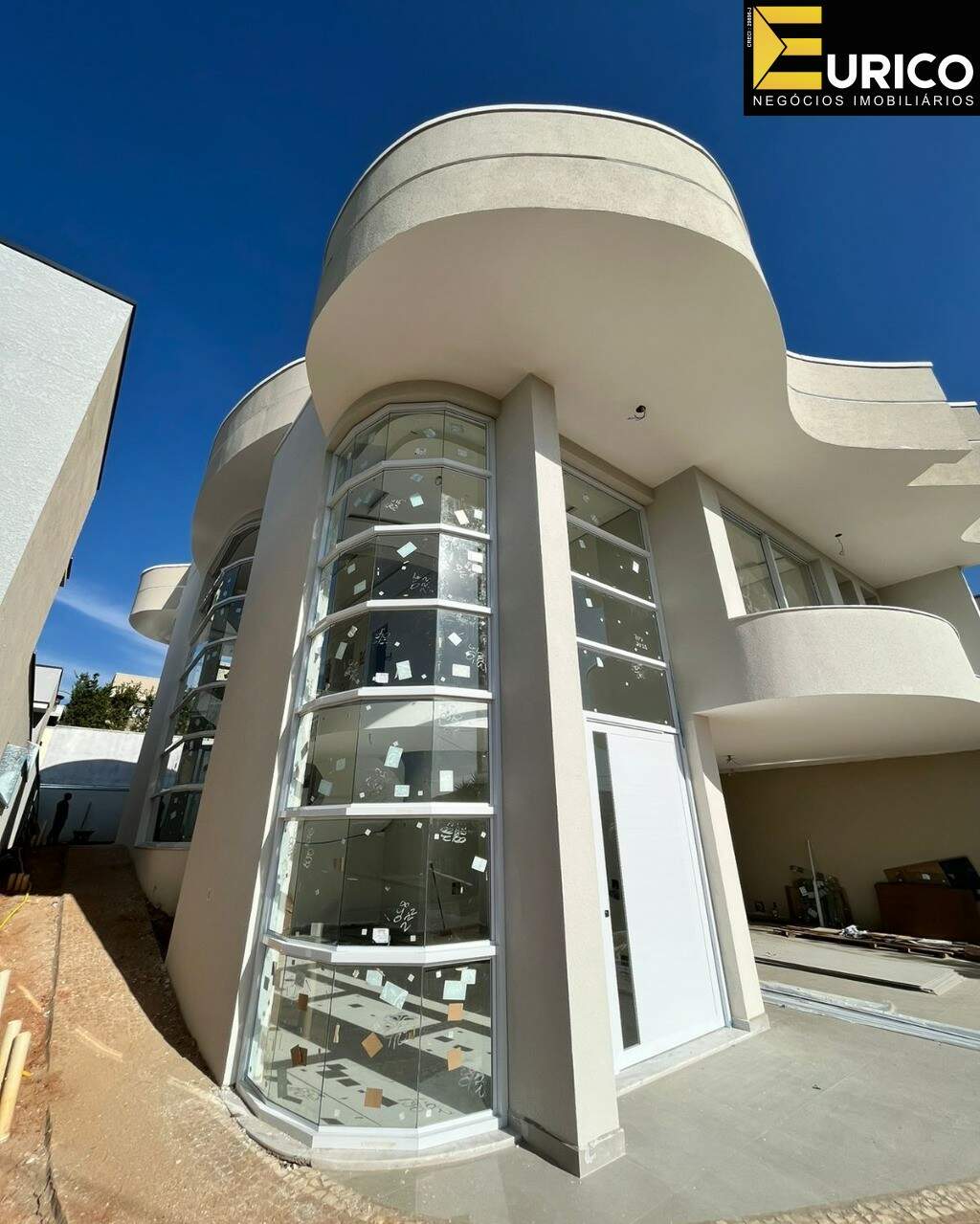 Casa à venda no Swiss Park em Campinas/SP: Foto 01