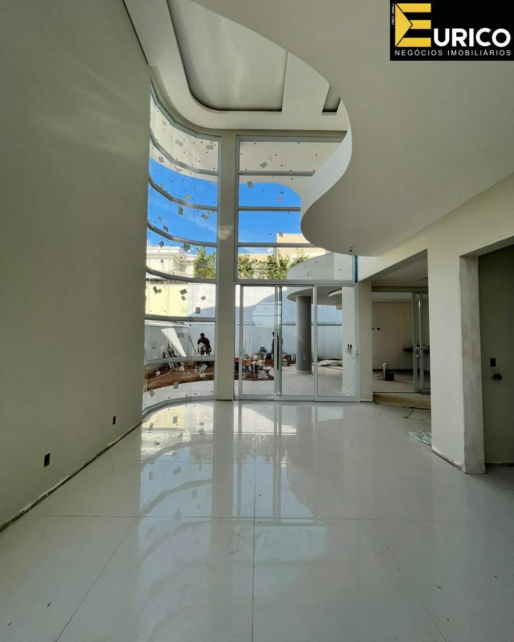 Casa à venda no Swiss Park em Campinas/SP: Foto 01