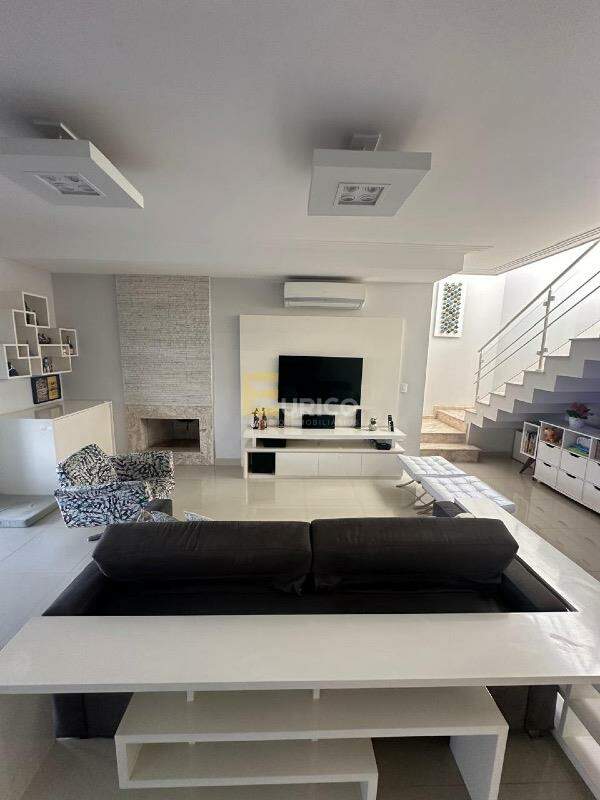 Casa em condomínio à venda no Condomínio Canterville em Valinhos/SP: 