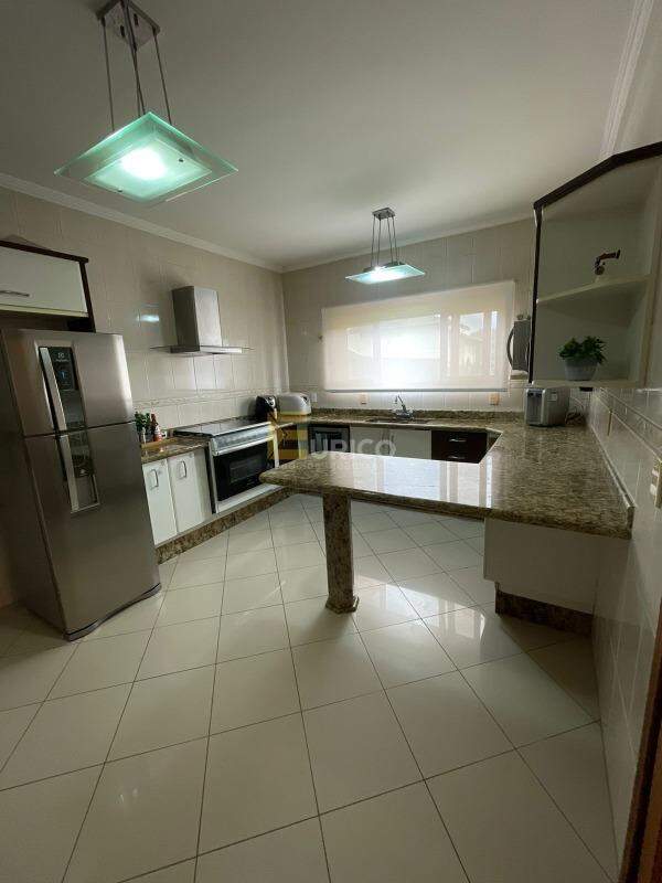 Casa em condomínio à venda no Condomínio Residencial Terras do Caribe em Valinhos/SP: 