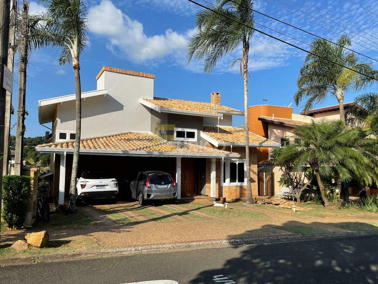 Casa em condomínio à venda no Condomínio Residencial Terras do Caribe em Valinhos/SP: 