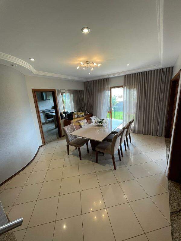 Casa em condomínio à venda no Condomínio Residencial Terras do Caribe em Valinhos/SP: 