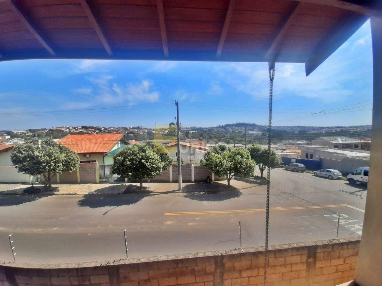 Casa à venda no JARDIM SANTA HELENA em Valinhos/SP: 