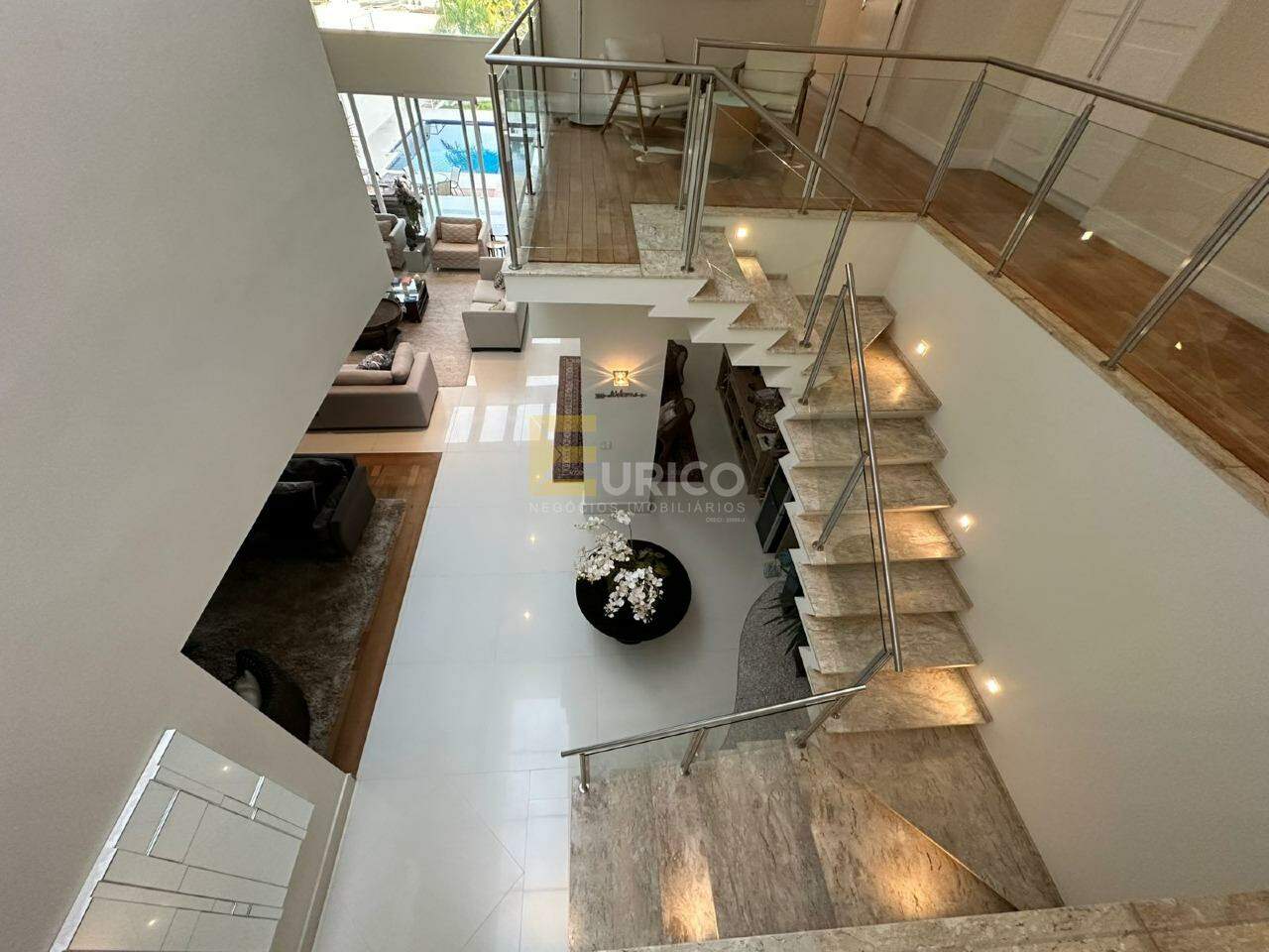 Casa em condomínio à venda no Condomínio Sol Vinhedo Village em Vinhedo/SP: 