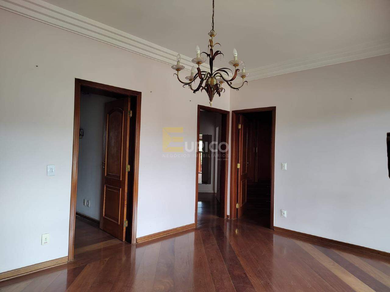 Casa em condomínio à venda no Marambaia em Vinhedo/SP: 