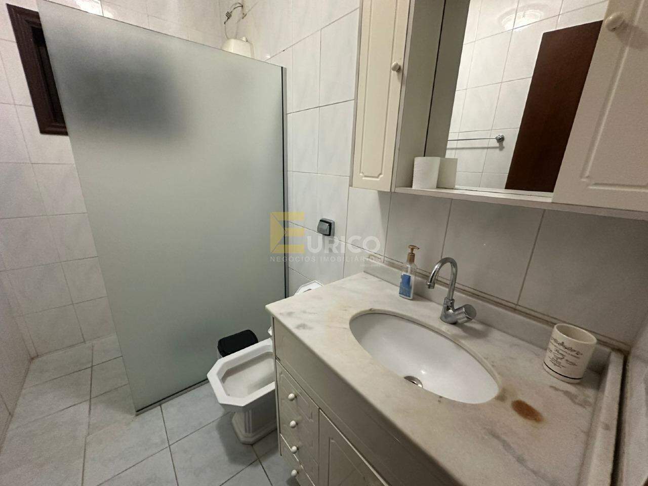 Casa em condomínio à venda no Condomínio Recanto Florido em Vinhedo/SP: 