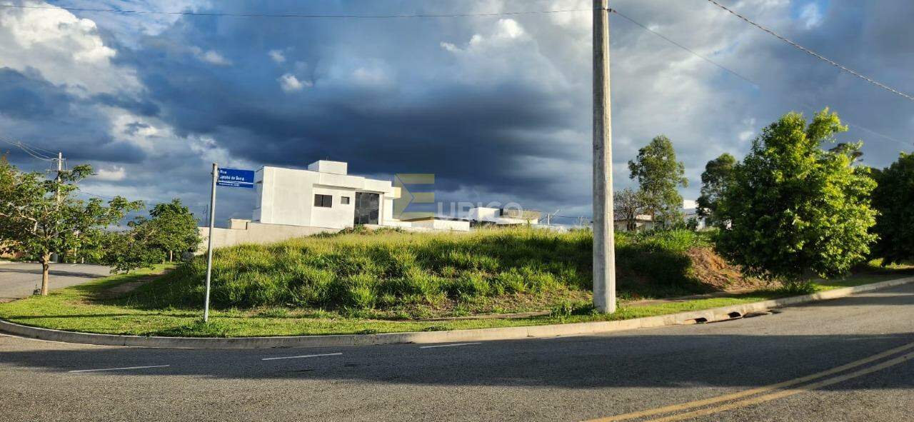 Terreno à venda no Pinheirinho em Vinhedo/SP: 