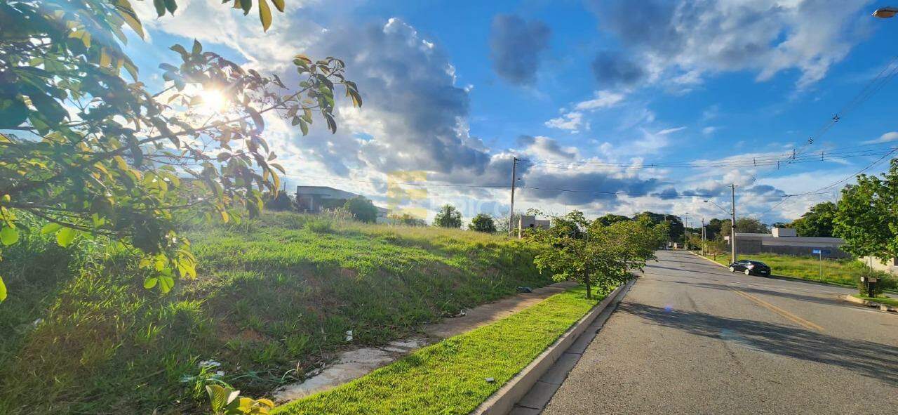 Terreno à venda no Pinheirinho em Vinhedo/SP: 