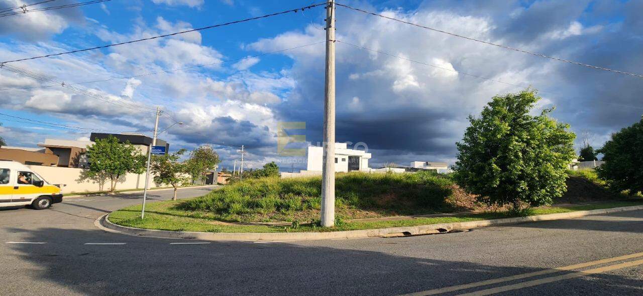 Terreno à venda no Pinheirinho em Vinhedo/SP: 