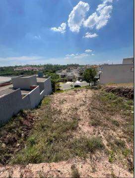 Terreno em Condomínio à venda no Condomínio Madre Maria Vilac em Valinhos/SP: 